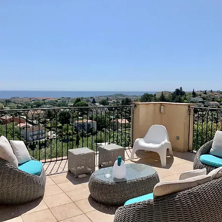 Luxury Blue Antibes2 *